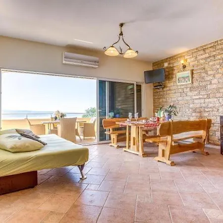 Villa 2 Complex For 20 Persons With Pool And Sea View Jesenice (Split-Dalmatia)