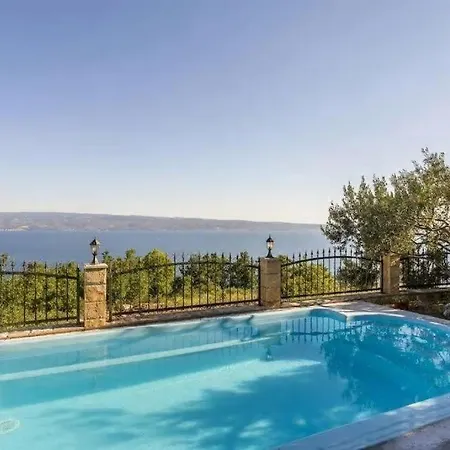 2 Complex For 20 Persons With Pool And Sea View Villa