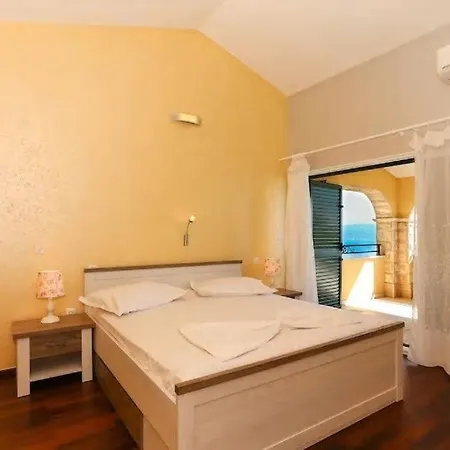 2 Complex For 20 Persons With Pool And Sea View Villa *