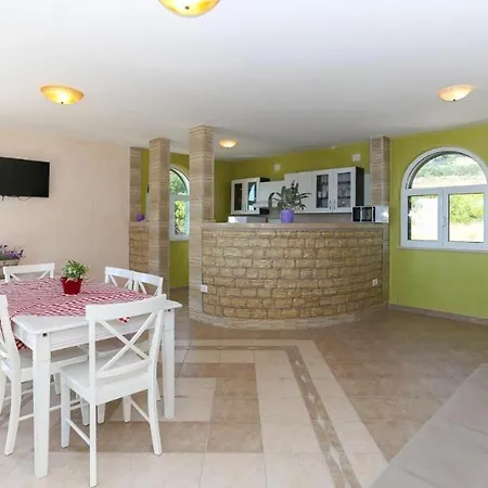 2 Complex For 20 Persons With Pool And Sea View Villa