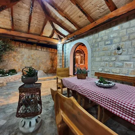 Вилла 2 Complex For 20 Persons With Pool And Sea View